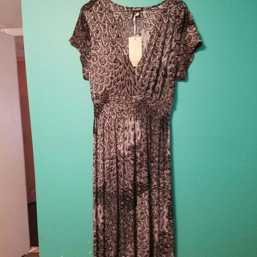 Black, gray, and white paisley print maxi dress